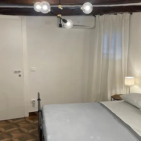 בית הארחה B&B Santa Lucia למזיה טרמה